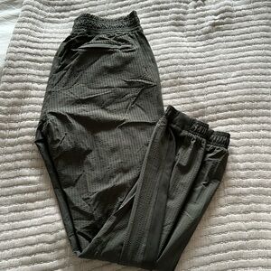 ATHLETA Textured Brooklyn Jogger